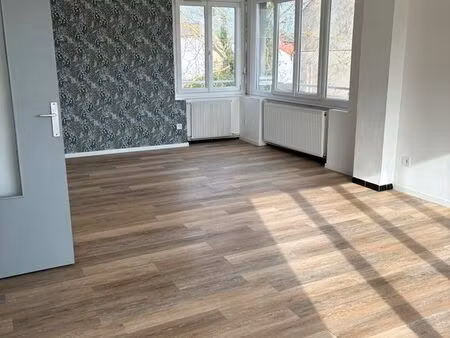 f4 à faches thumesnil