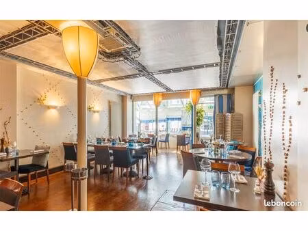 boutique 110 m² clichy