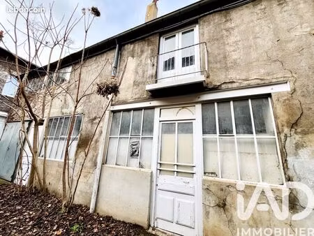 loft/atelier/surface 2 pièces 85 m²