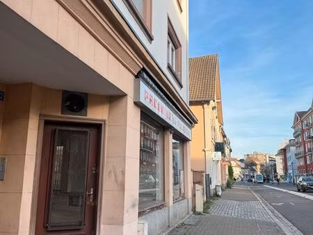 local commercial 78m2-emplacement neudorf-axe principale