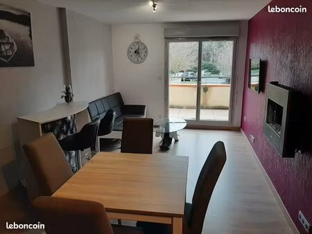 appartement de 2 pièces meublé t.b.e