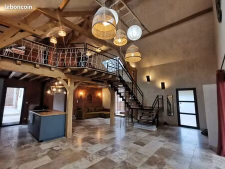 maison contemporaine grange dauphinoise entièrement rénovée avec jardin entre st chef et m