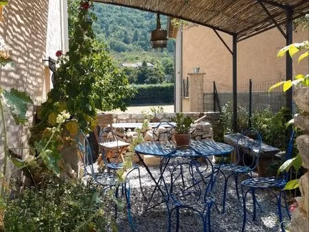 grande maison de hameau et garage