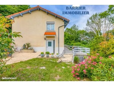 maison 5 pièces 149 m²