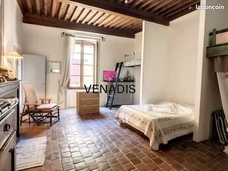 maison 7 pièces 175 m²