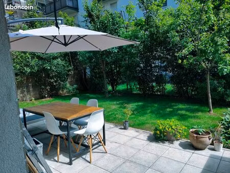 appartement t4. terrasse et jardin