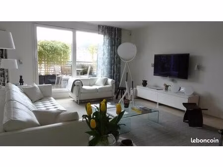 duplex 5 pièces 150 m²