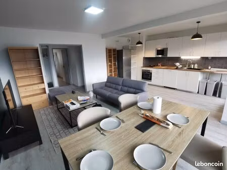 appartement meublé  3 chambres  parking