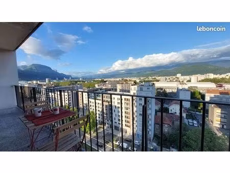 t2 meublé rénové de 47m². au pied du tram  chauffage inclus