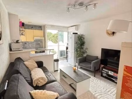 ponant 31 m2 parking et ascenseur