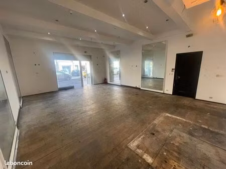 local commercial 70 m²