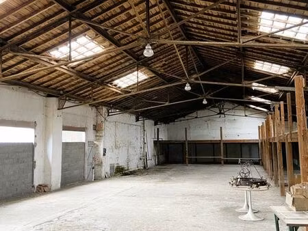 à louer – local commercial de 400 m² à thierville