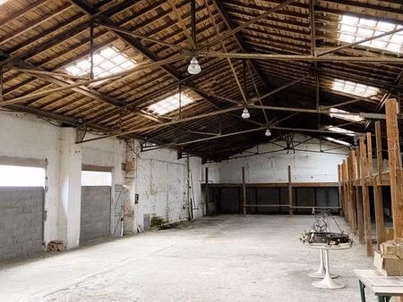 à vendre – local commercial de 400 m² à thierville