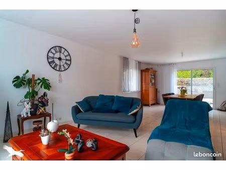 maison 6 pièces 148 m²