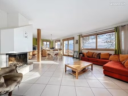 propriété 6 pièces 267 m²