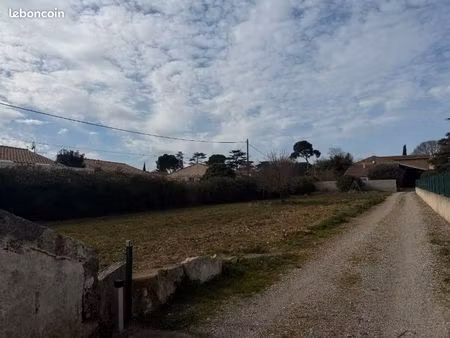 terrain 325 m² saint andre de sangonis
