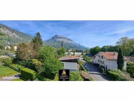 appartement 3 pièces 81 m²