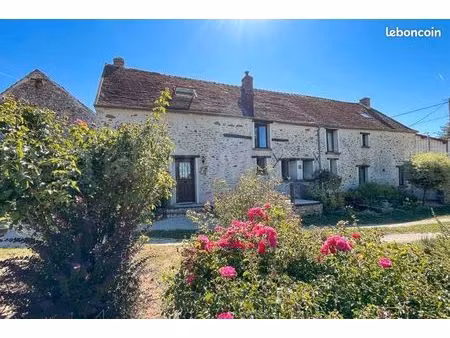 maison 23300m2 prés chevaux hangar 500m2