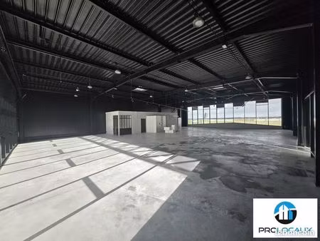 local commercial 550 m² glisy