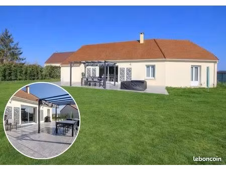 maison plain-pied 140 m² – 3 chambres  bureau  grand terrain 1100 m²  terrasse 75 m²  calm