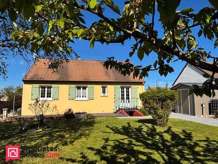 maison indépendante 6 pièce(s)  114 m2  neuville sur sarthe