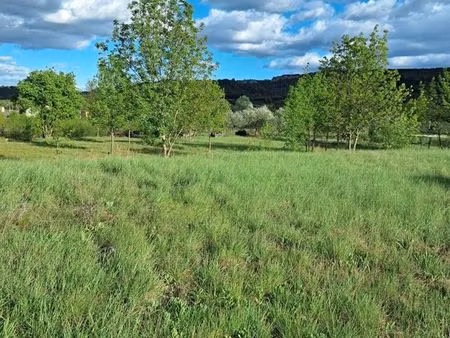 terrain constructible 2318m² avec vue imprenable