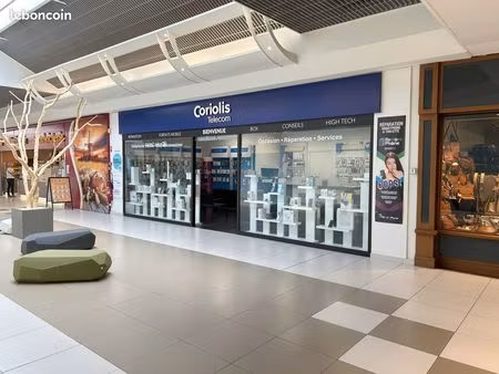 à louer – cellule commerciale 72 m² au cœur d’une galerie marchande