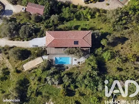 maison 6 pièces 271 m²