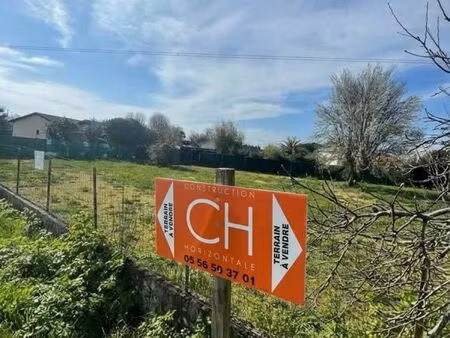 terrain 610 m² toulenne