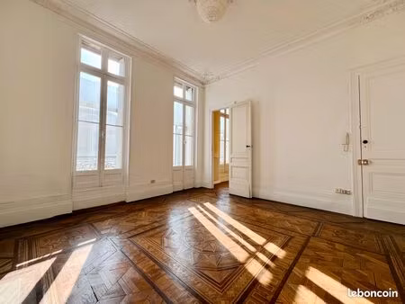 bordeaux chartrons appartement t3 lumineux