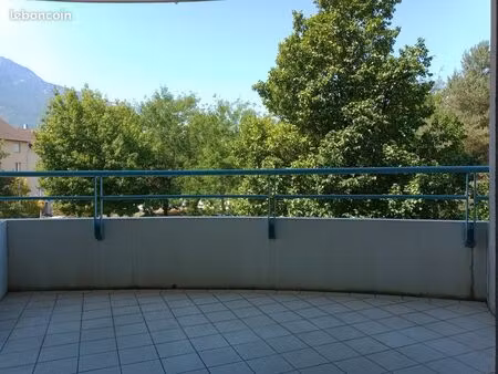 beau 2 pièces echirolles