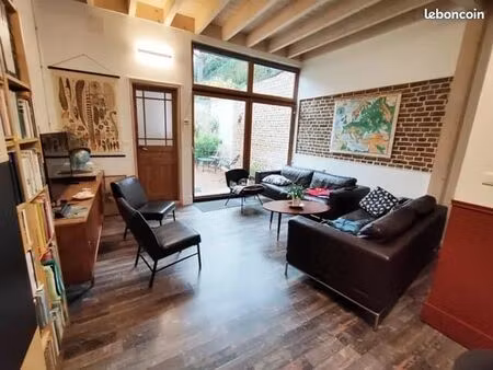 amiénoise quartier saint acheul 120m2  4 chbres  2 sdb  jardin