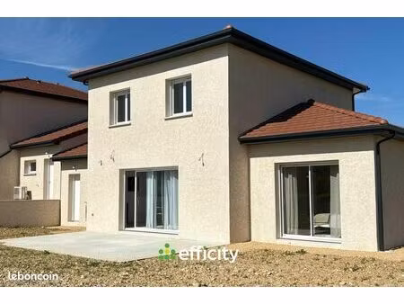 villa 5 pièces 118 m²