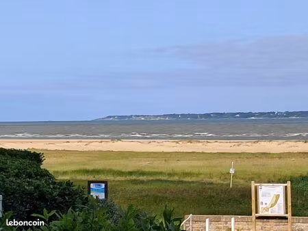 appartement face mer refait à neuf