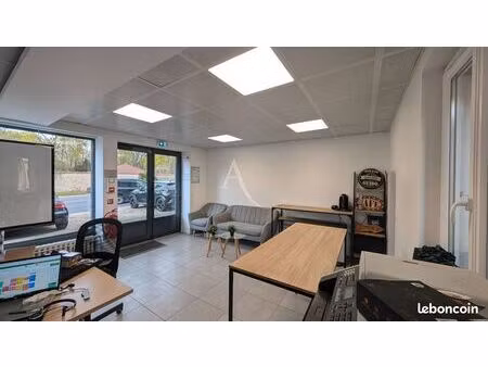 local commercial 78 m² vaires sur marne
