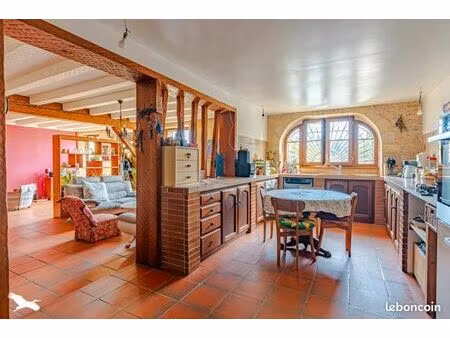maison 6 pièces 152 m²