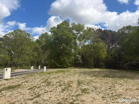 terrain 949 m² leognan