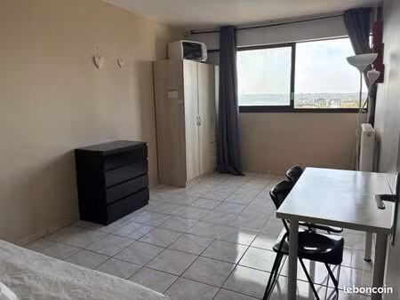 creteil studio meublé 25m2