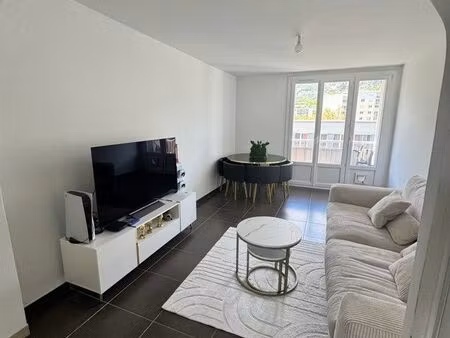 t3 lumineux 59m2 - le pont de claix