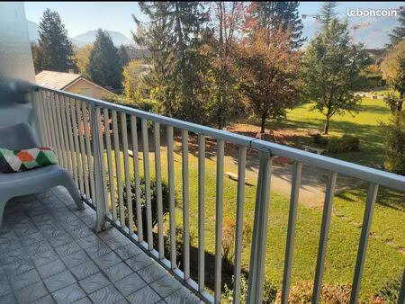 t2 rénové résidence standing calme