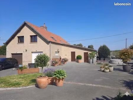 maison familiale  195m2  5 à 6 chambres