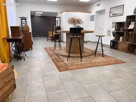 cabinet/atelier 58m² + habitation 228m² — 20min sud d’amiens — accès direct a16