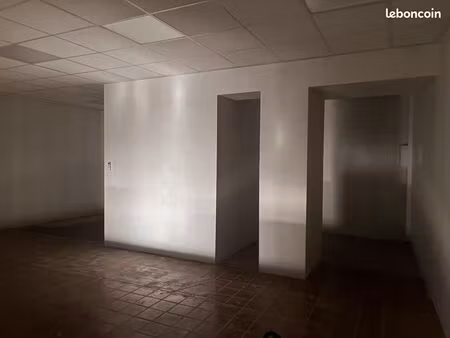 local commercial 53 m²