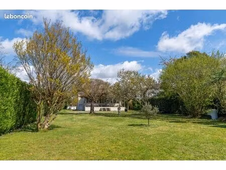 maison familiale avec grand jardin a sainte eulalie - proche bordeaux