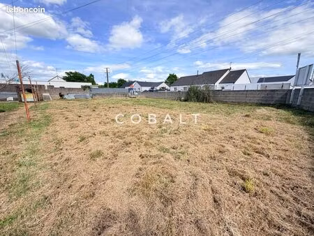 terrain 405 m² blain