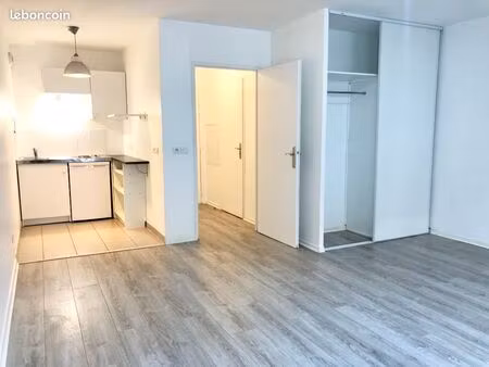appartement 1 pièce 33 m²