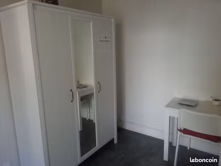 appartement 1 piéce   cuisine   rénovée
