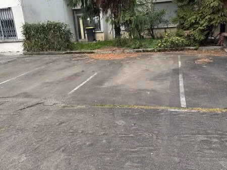 place de parking au centre-ville