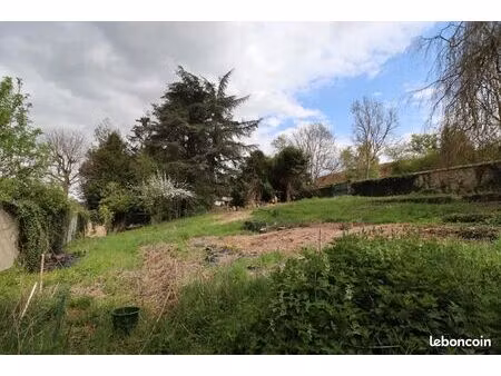 terrain 1 098 m² hodent