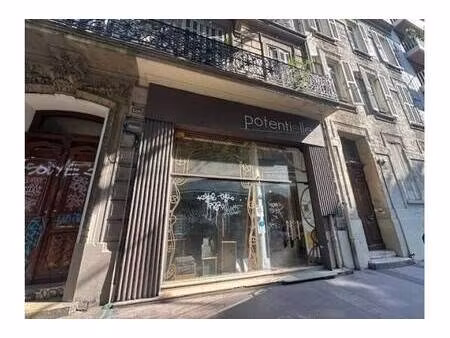 local commercial à vendre